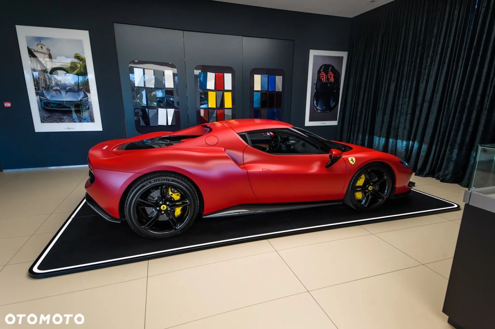 Ferrari 296 GTB - 34