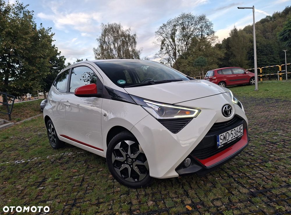 Toyota Aygo x-play connect - 5