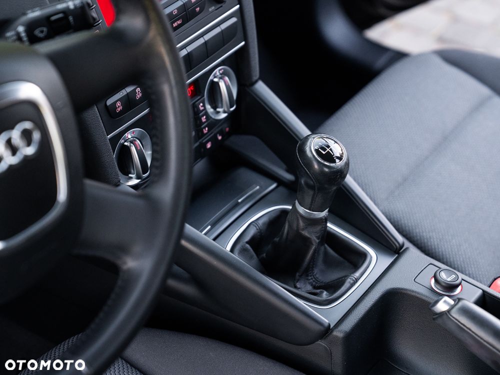 Audi A3 Sportback 1.2 TFSI Attraction - 35