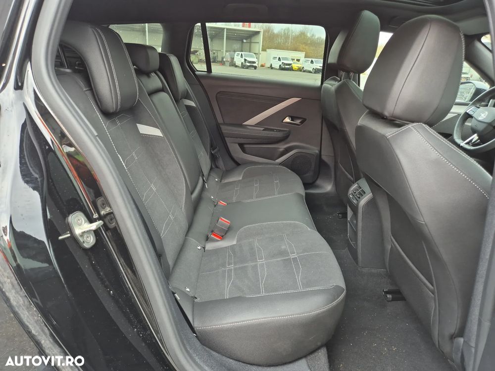 Opel Astra 1.2L Turbo Start/Stop GS - 18