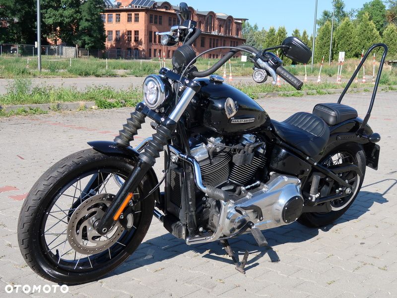 Harley-Davidson Softail Street Bob - 8