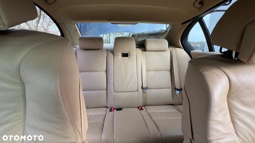 BMW Seria 5 - 10