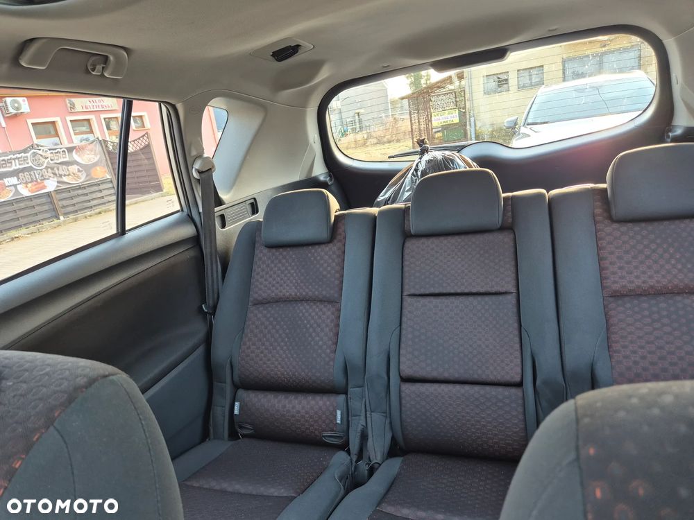 Toyota Verso 1.8 Premium EU5 - 4