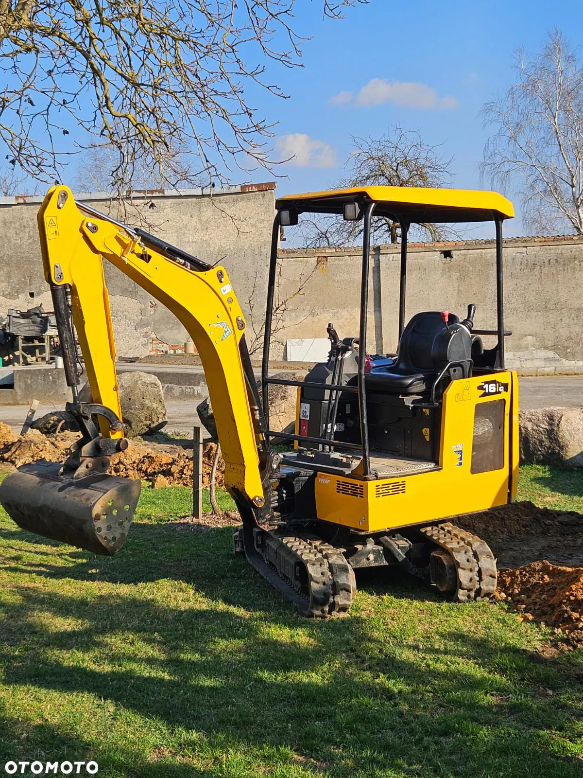 JCB 16C-1 - 10