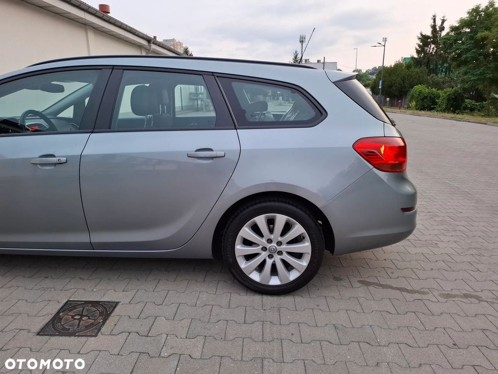 Opel Astra 1.6 Enjoy - 16