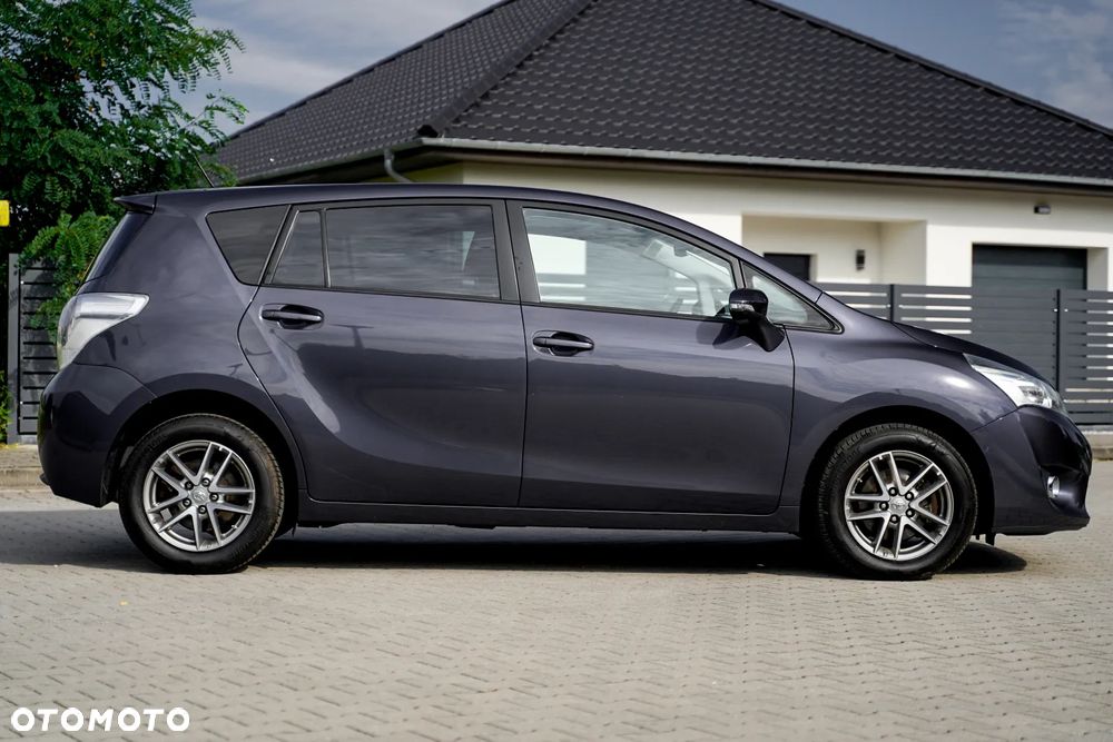 Toyota Verso 1.6 D-4D 7-Sitzer Start/Stop Skyview Edition - 4