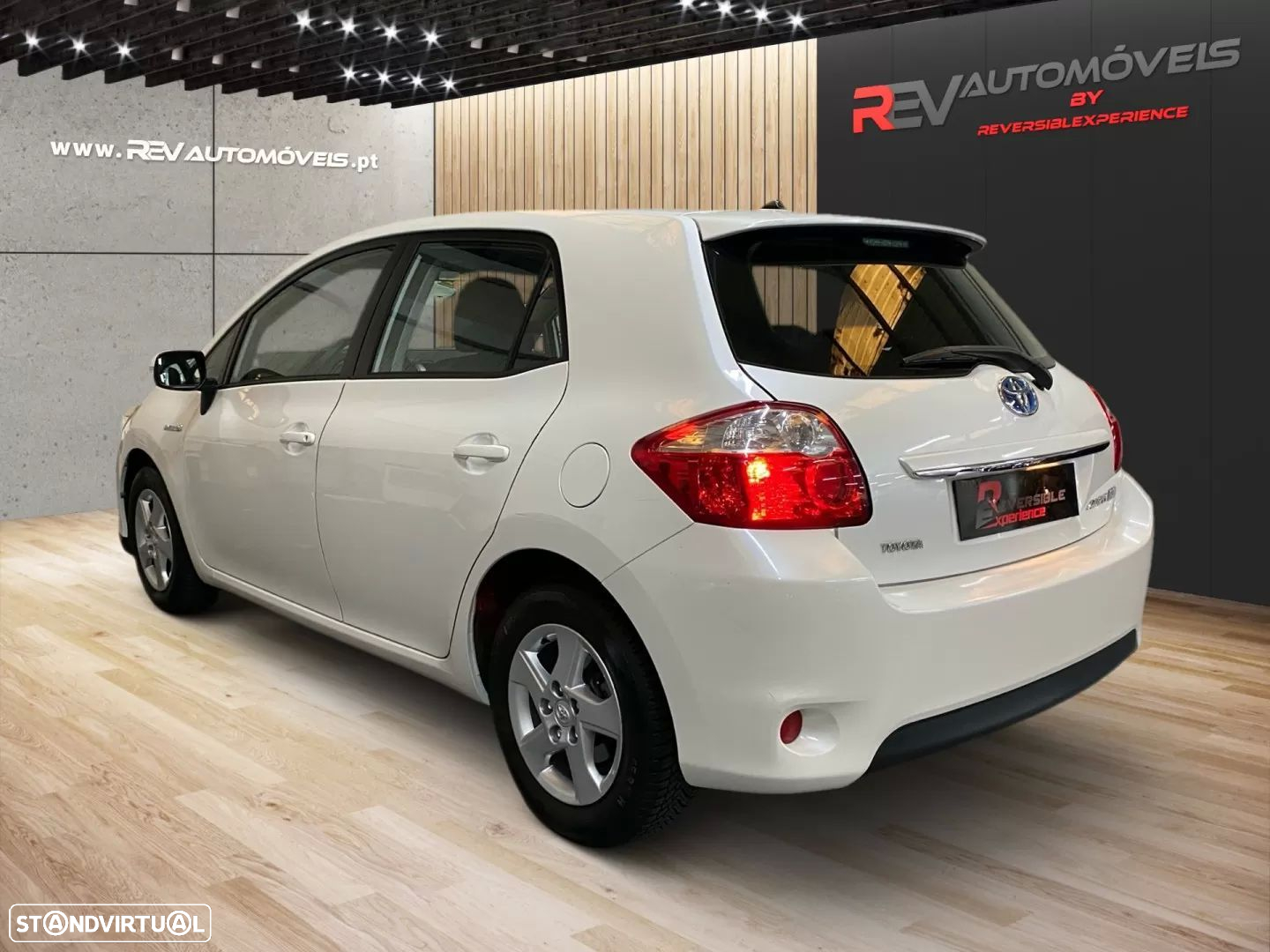 Toyota Auris 1.8 HSD Sport+Navi - 4