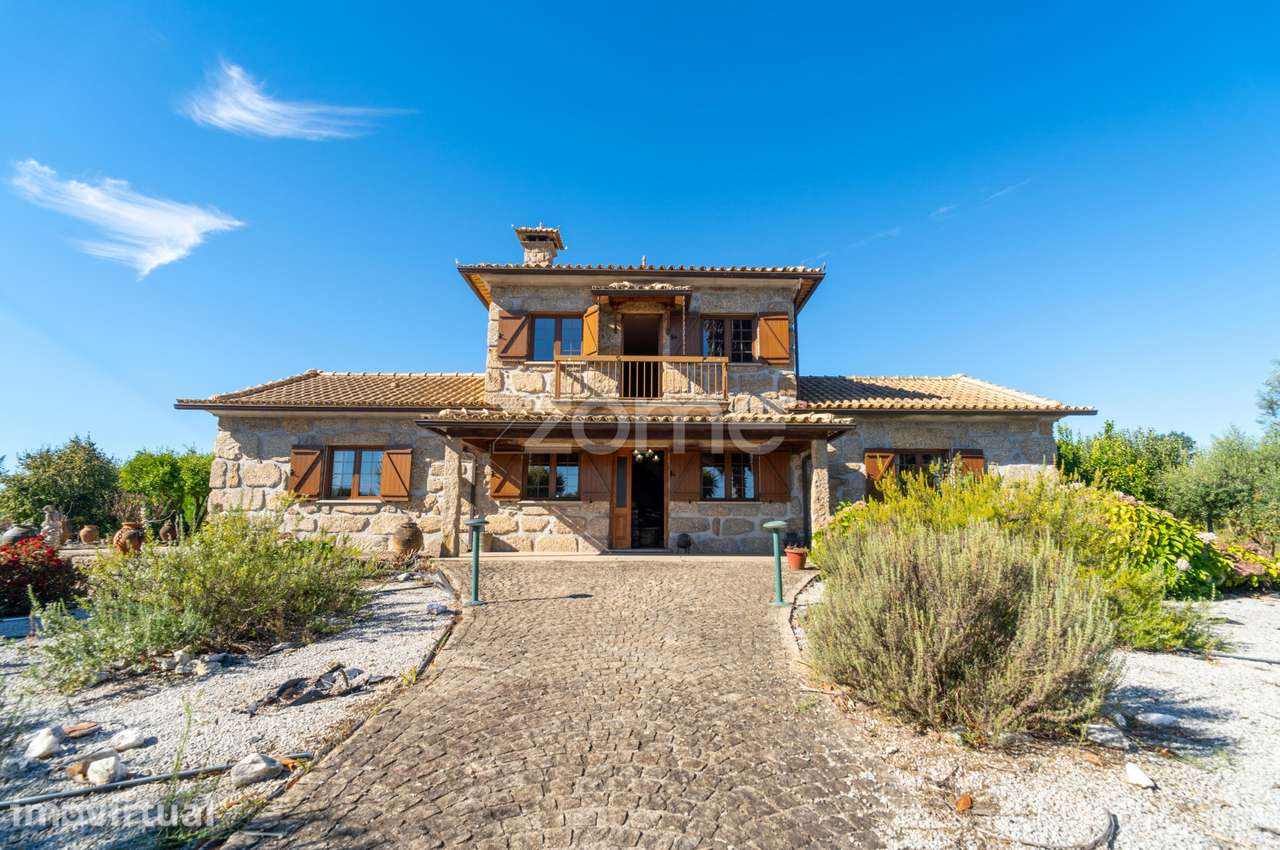 Quinta T2 + 1 com Terreno de 11.524m²| Carregal do Sal | Viseu