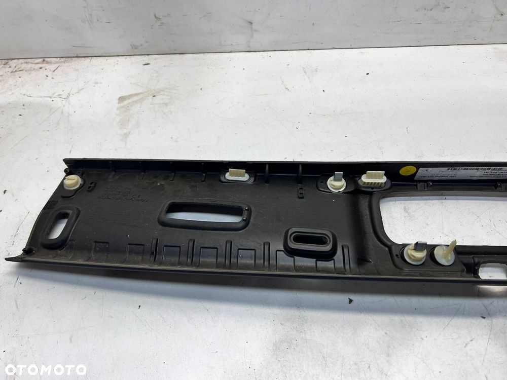 TAPICERKA RAMY OKNA AUDI A5 CABRIO 8F0867360E - 7