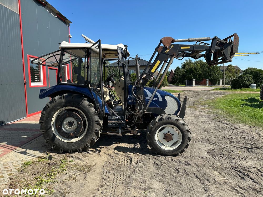 Farmtrac 555 DT Krajowy Ciągnik Rolniczy z Turem z 2014 roku - 3
