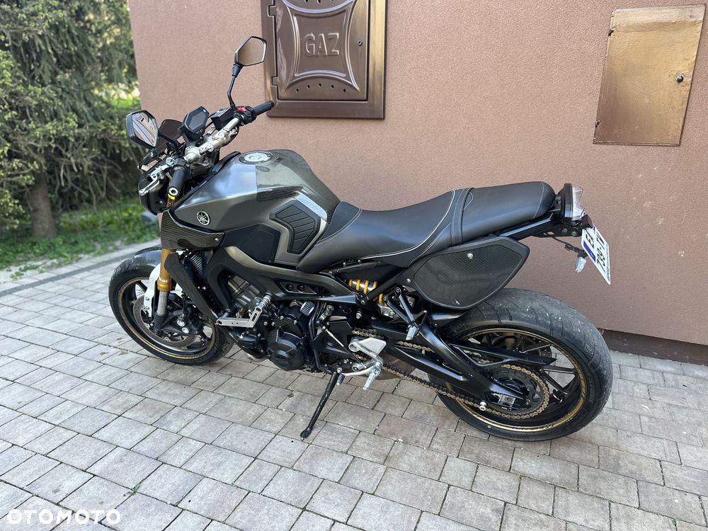 Yamaha MT - 33