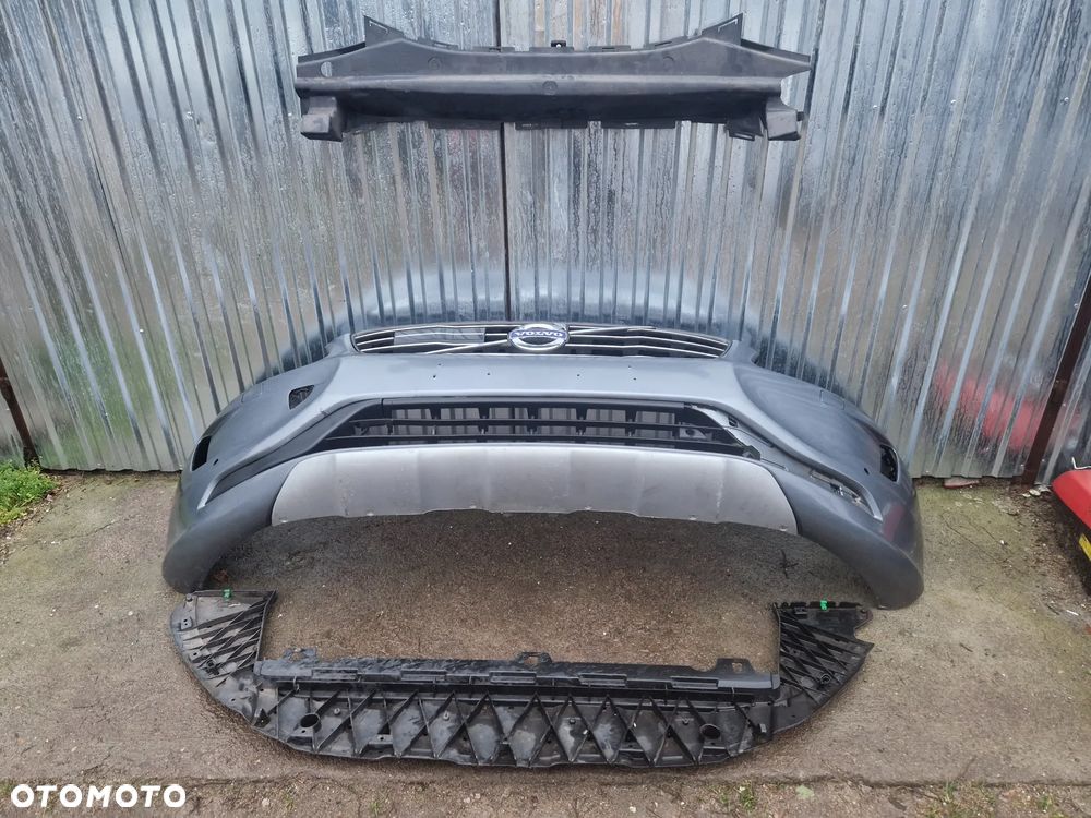 Volvo XC 60 Lift Zderzak Przód 4PDC + Plyta + Absorber - 1