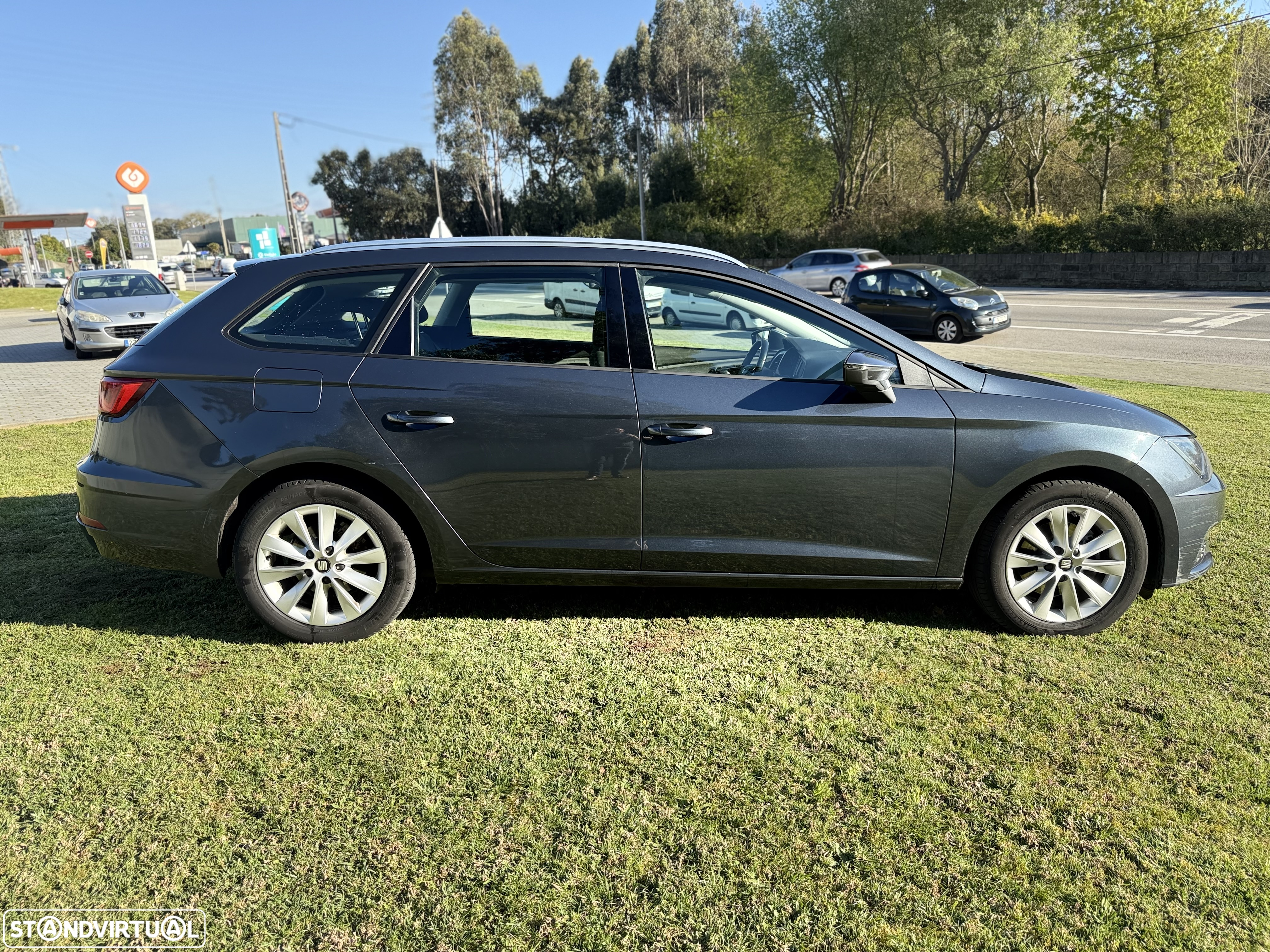 SEAT Leon ST 1.6 TDI S&S DSG Style - 5