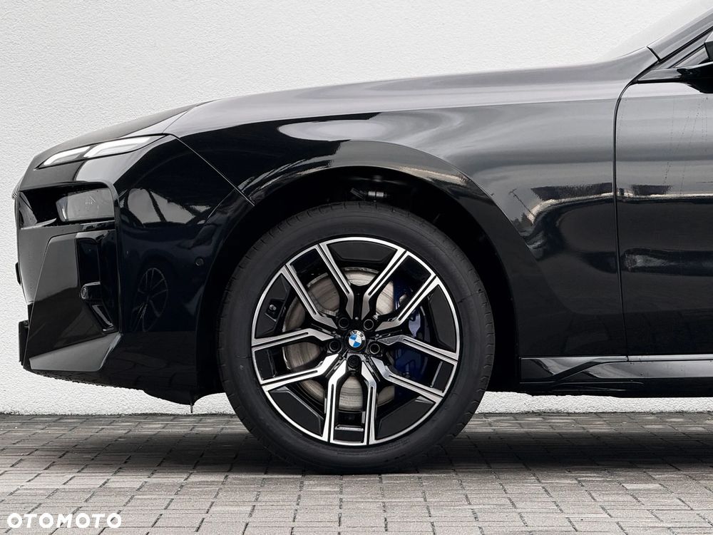 BMW Seria 7 - 8