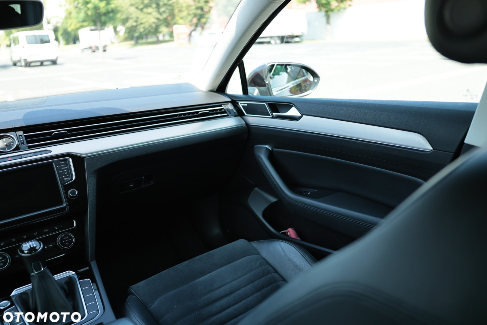Volkswagen Passat 1.8 TSI BMT Highline - 14