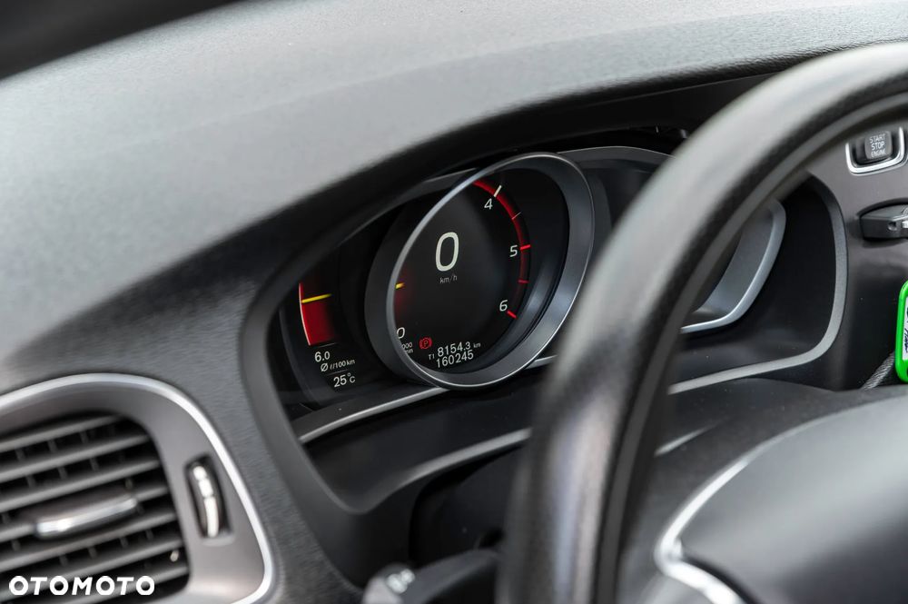 Volvo V40 D2 RDesign - 33