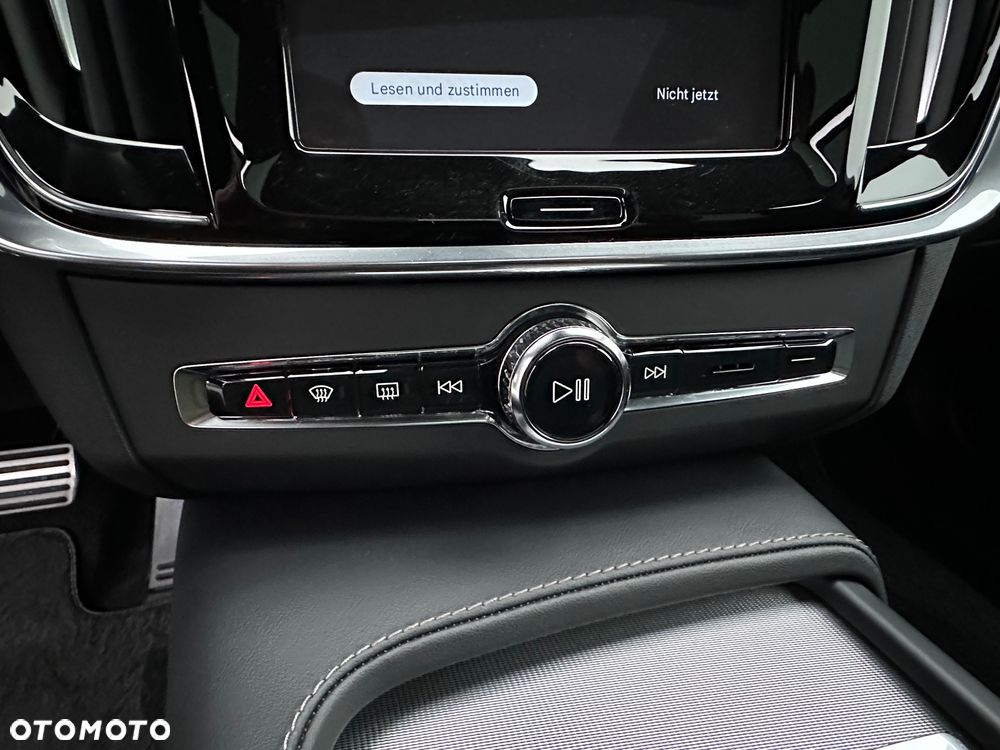 Volvo V90 B5 D AWD Geartronic RDesign - 30