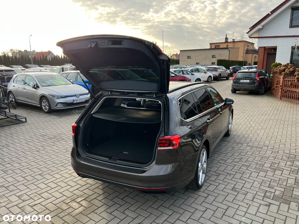 Volkswagen Passat - 27