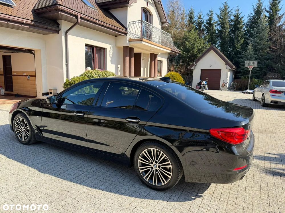BMW Seria 5 530i xDrive Sport Line - 8