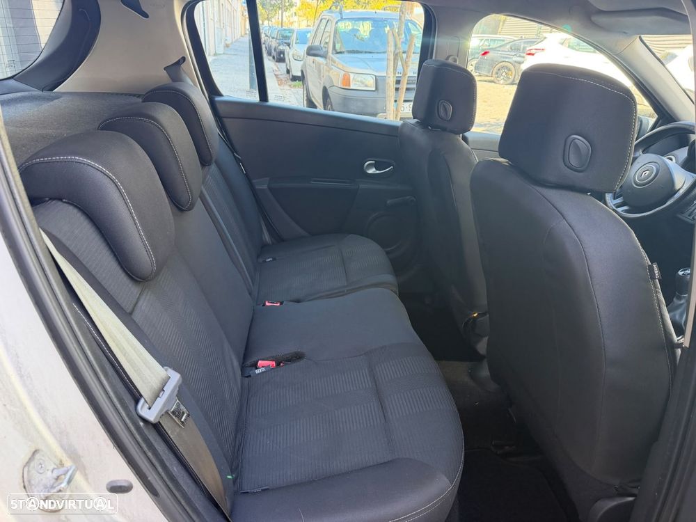 Renault Clio 1.5 dCi Confort - 19