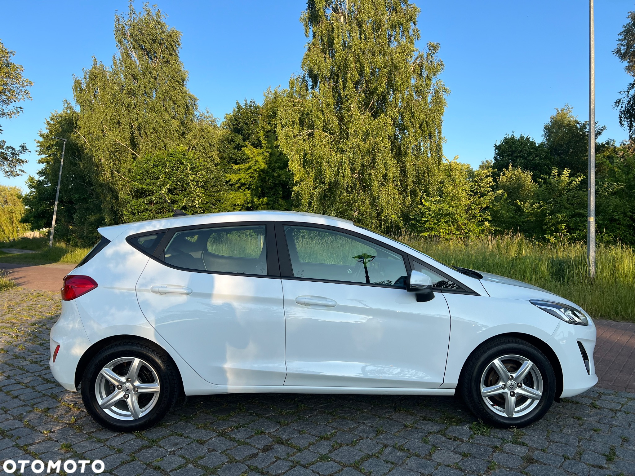 Ford Fiesta 1.0 EcoBoost S&S COOL&CONNECT - 8