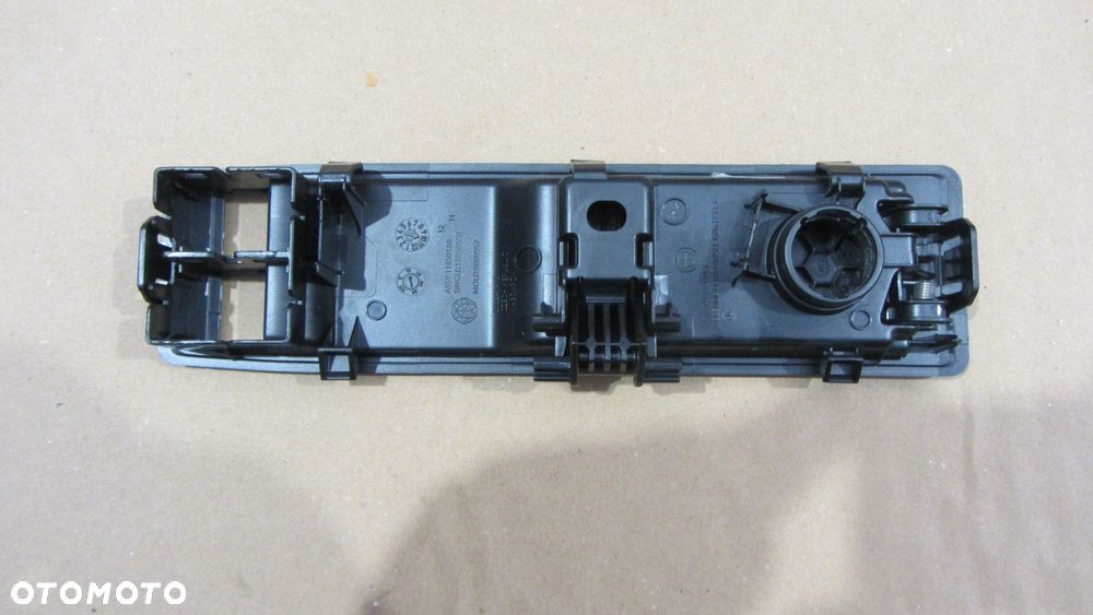 BMW IX I20 PANEL OBSŁUGI PRZEŁĄCZNIK BAGAŻNIKA OPARCIA FOTELI 9873813 - 6