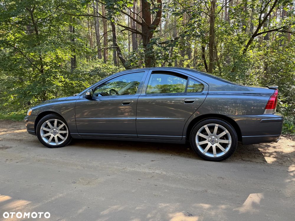 Volvo S60 2.4D Diament - 1