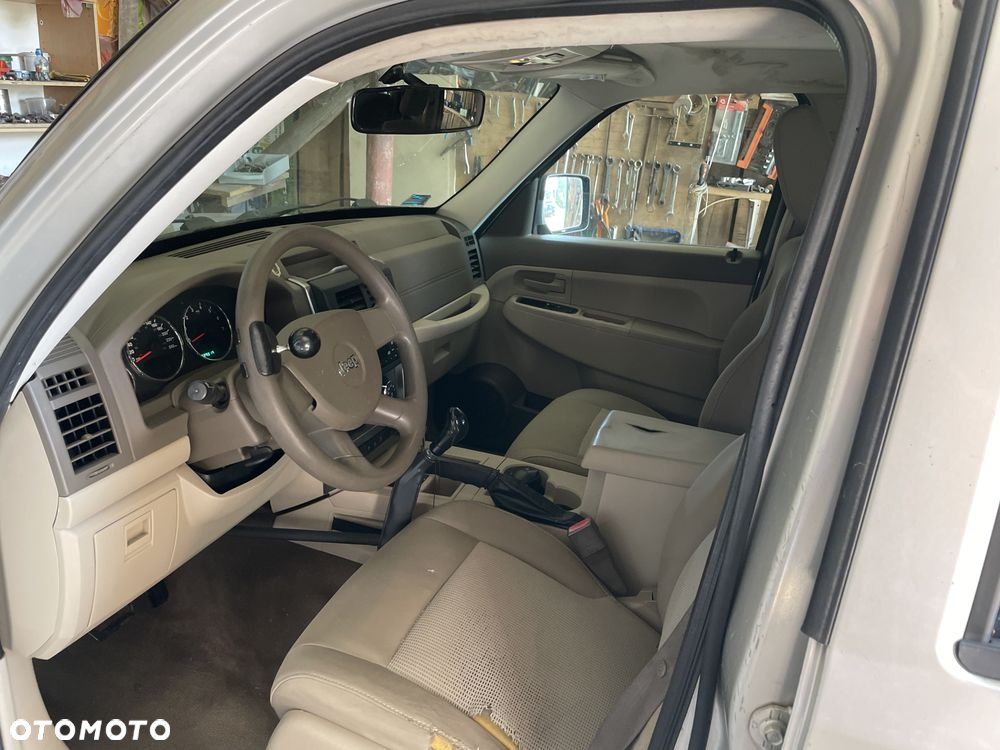 Jeep Liberty 3.7 4x4 - 5
