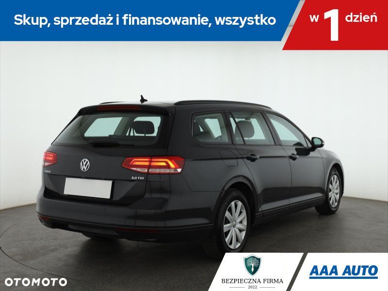 Volkswagen Passat Variant - 7