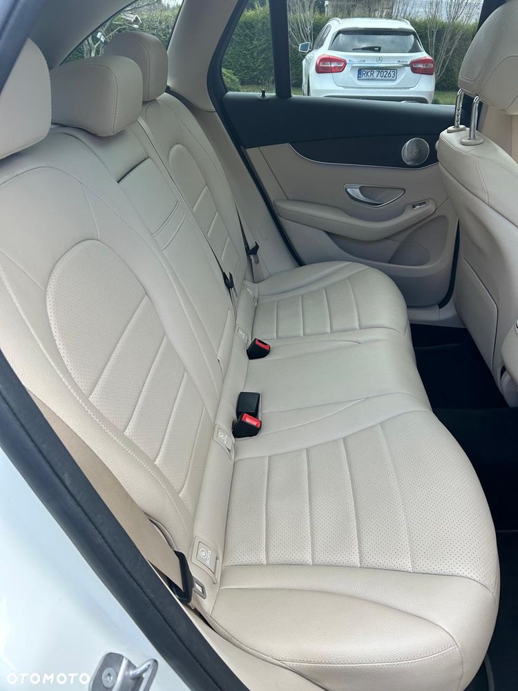 Mercedes-Benz GLC 300 4Matic 9G-TRONIC - 14