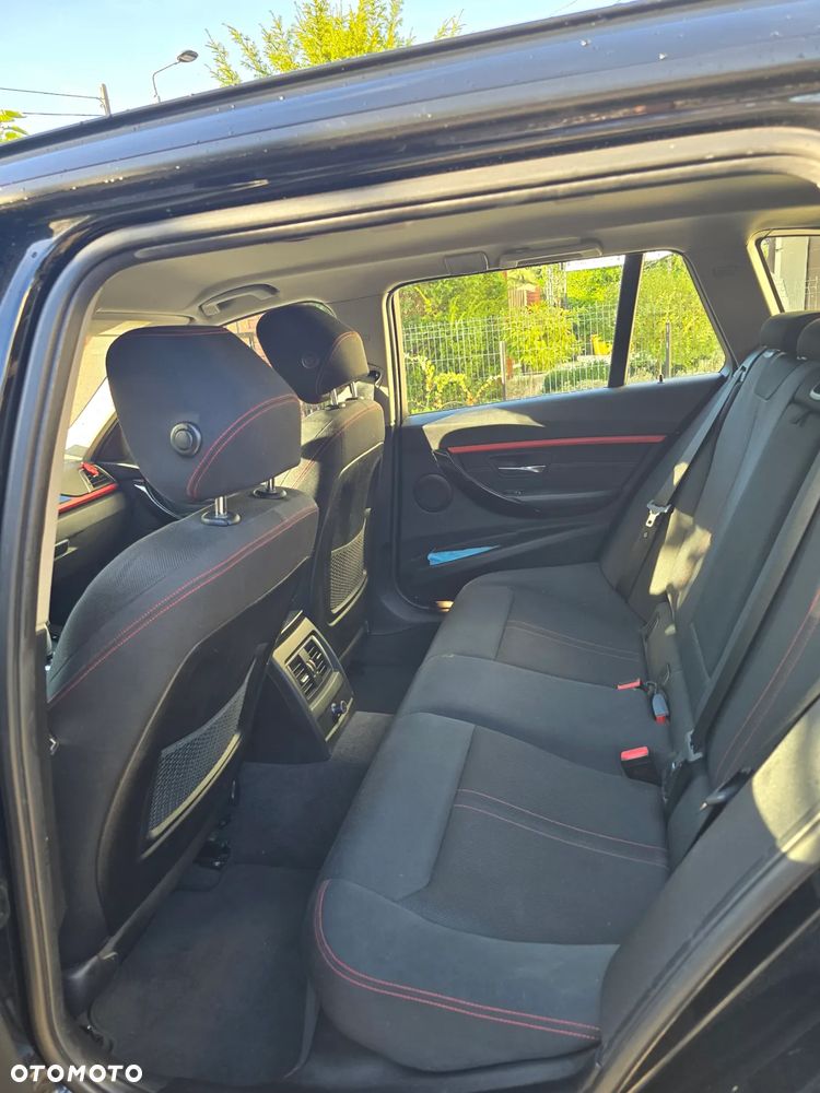 BMW Seria 3 318d - 11