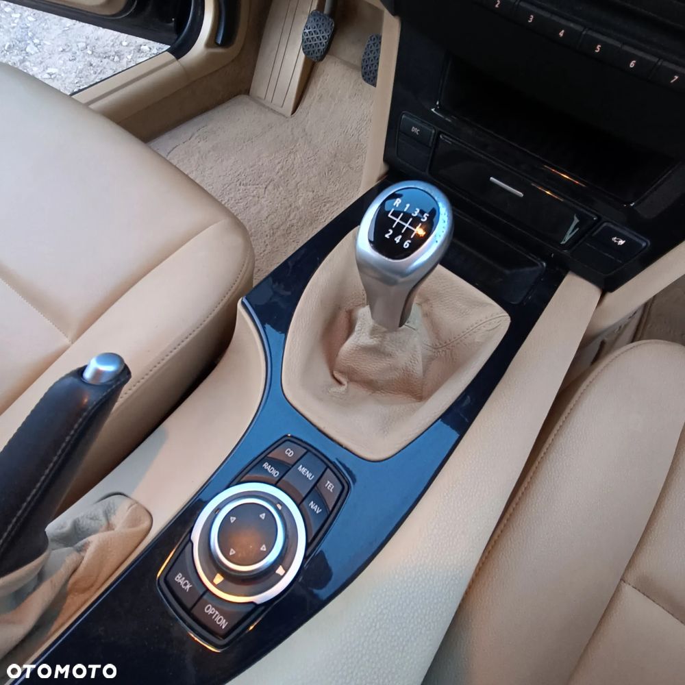 BMW Seria 5 520d Special Edition - 24