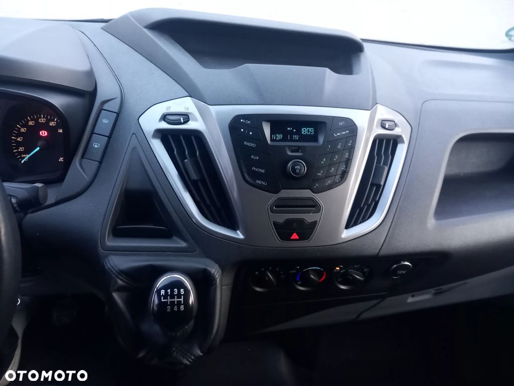 Ford TRANSIT CUSTOM - 19