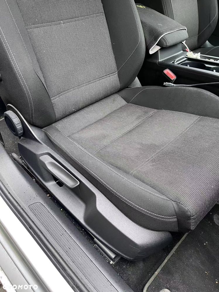 Volkswagen Passat 1.5 TSI EVO Comfortline DSG - 9
