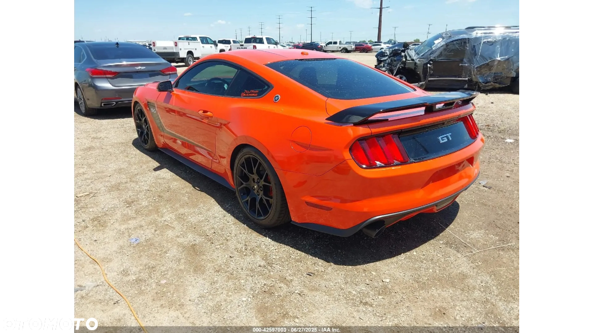 Ford Mustang - 6