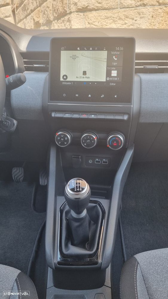Renault Clio 1.5 Blue dCi Evolution - 25