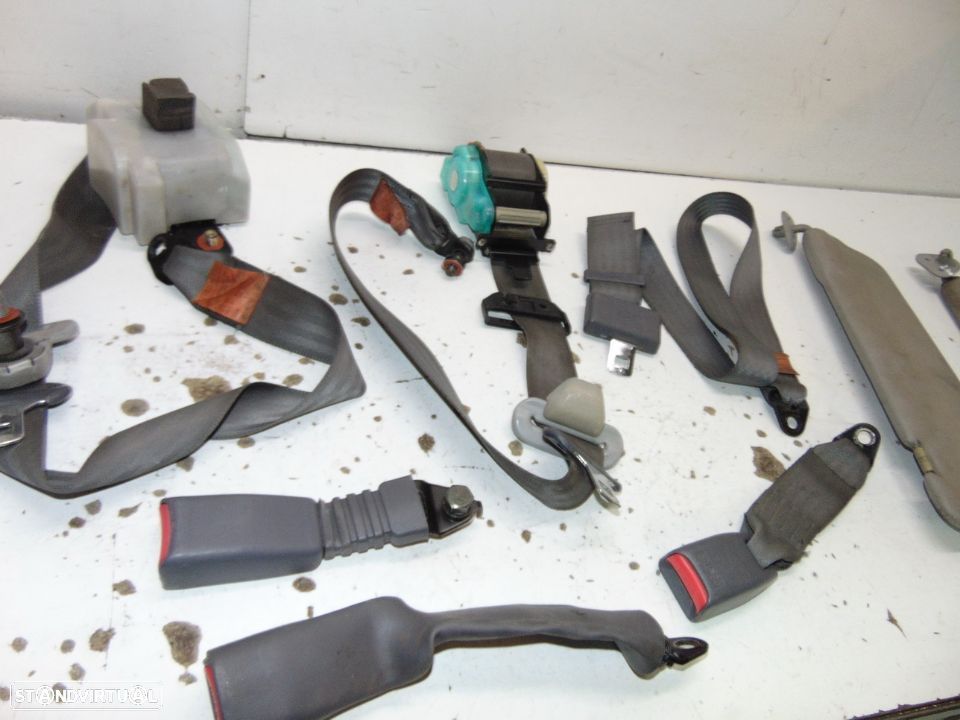 Mitsubishi l400 conjunto dos 3 cintos de segurança e palas de sol - 5