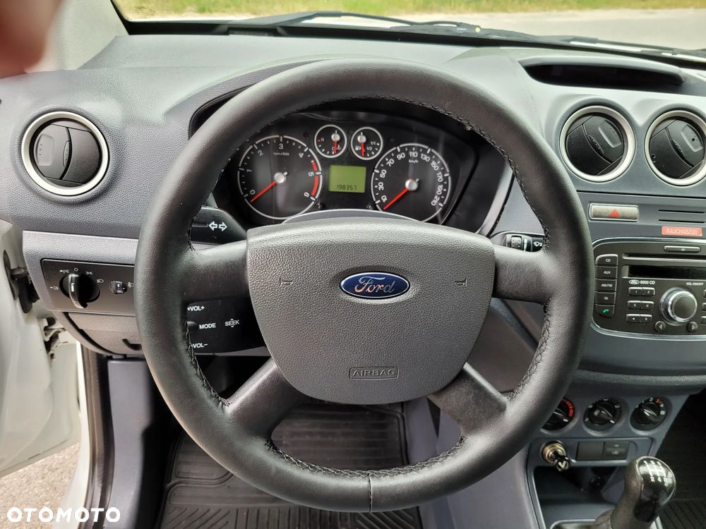 Ford Transit Connect - 30