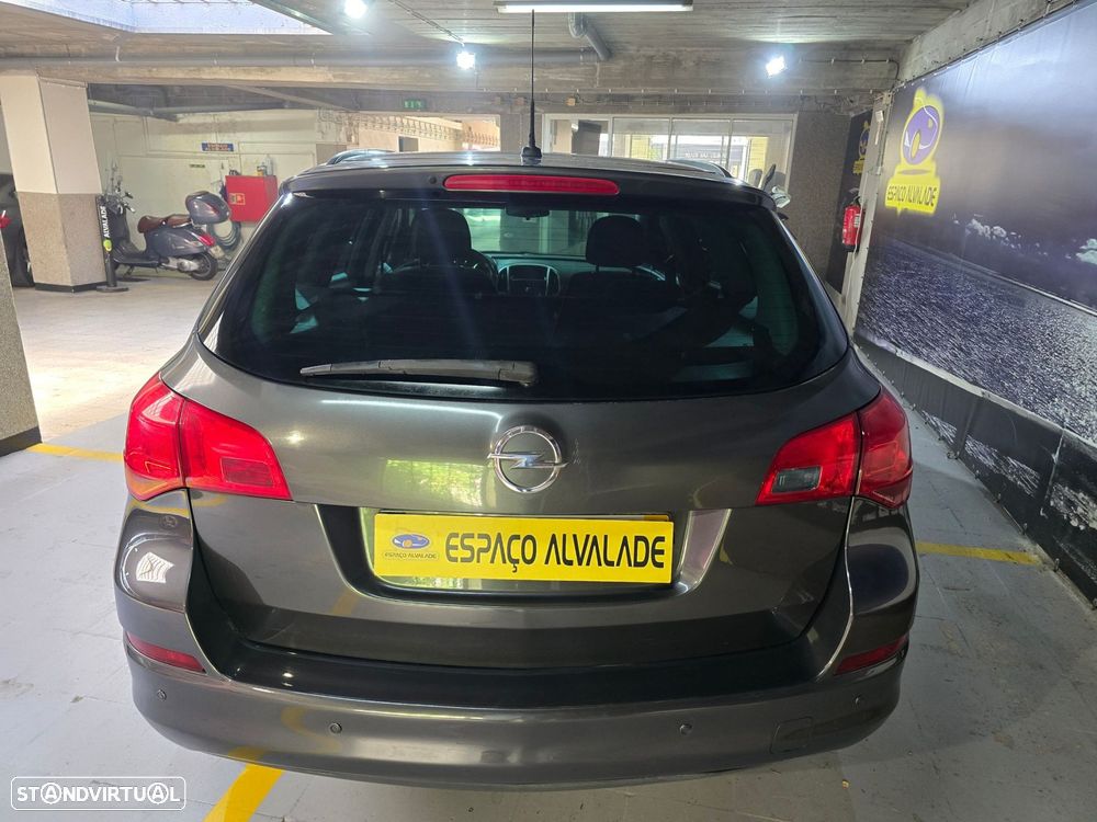 Opel Astra Sports Tourer 1.7 CDTi Enjoy - 4