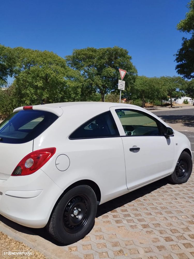 Opel Corsa - 2