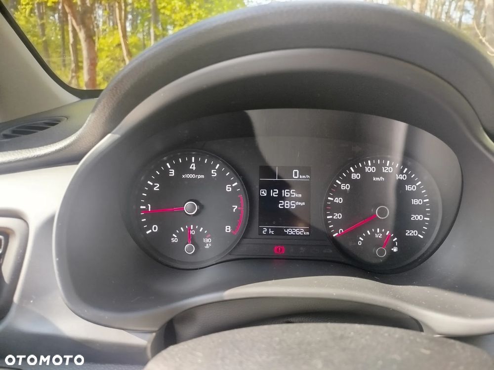 Kia Rio 1.2 M - 10