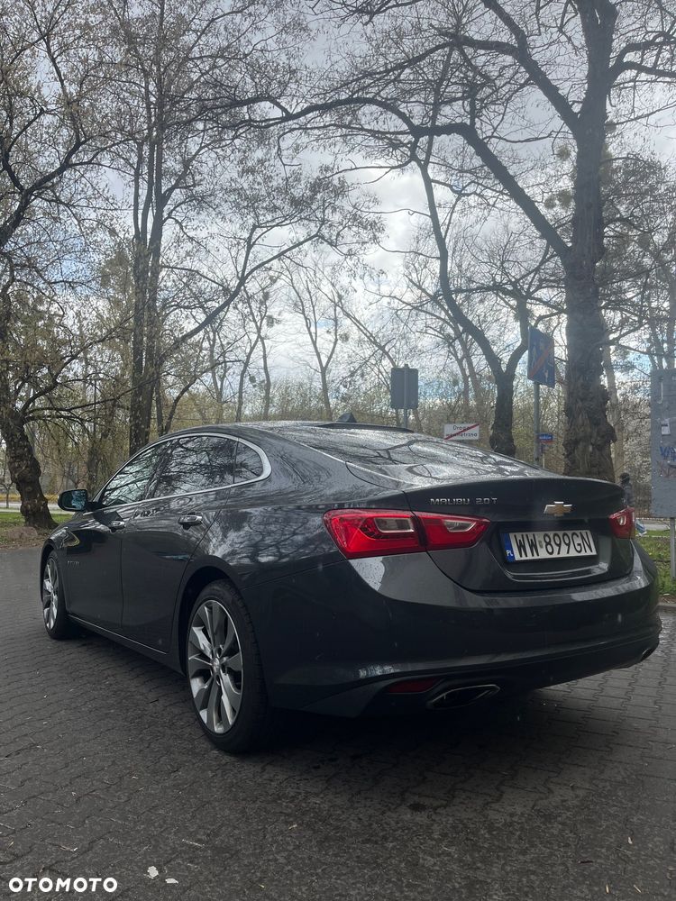 Chevrolet Malibu - 4