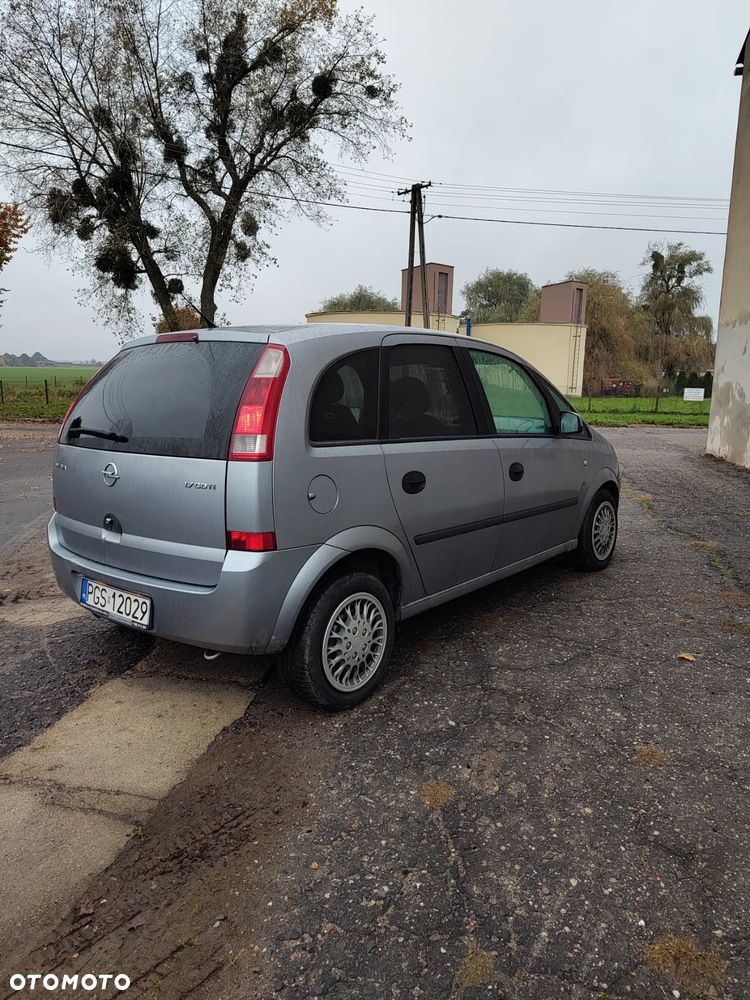Opel Meriva - 13