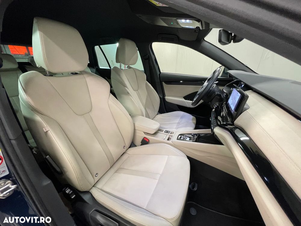 Skoda Octavia 2.0 TDI DSG Style - 11