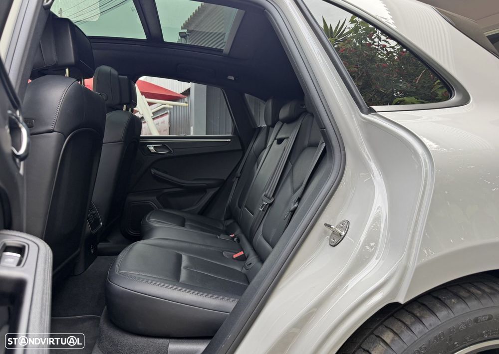 Porsche Macan - 21