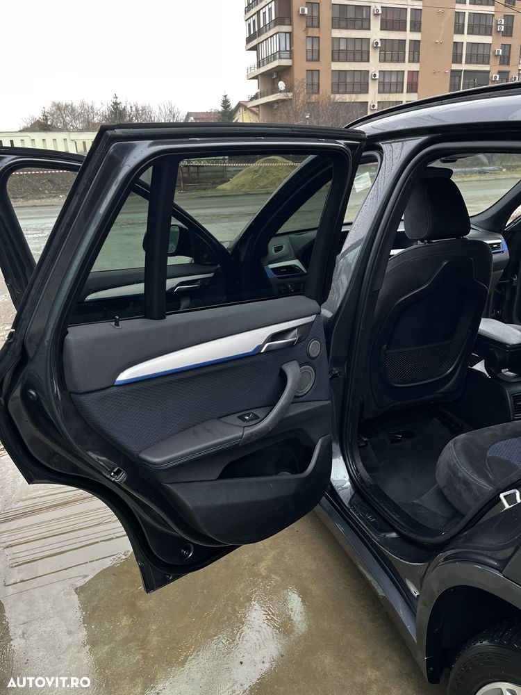 BMW X1 - 11