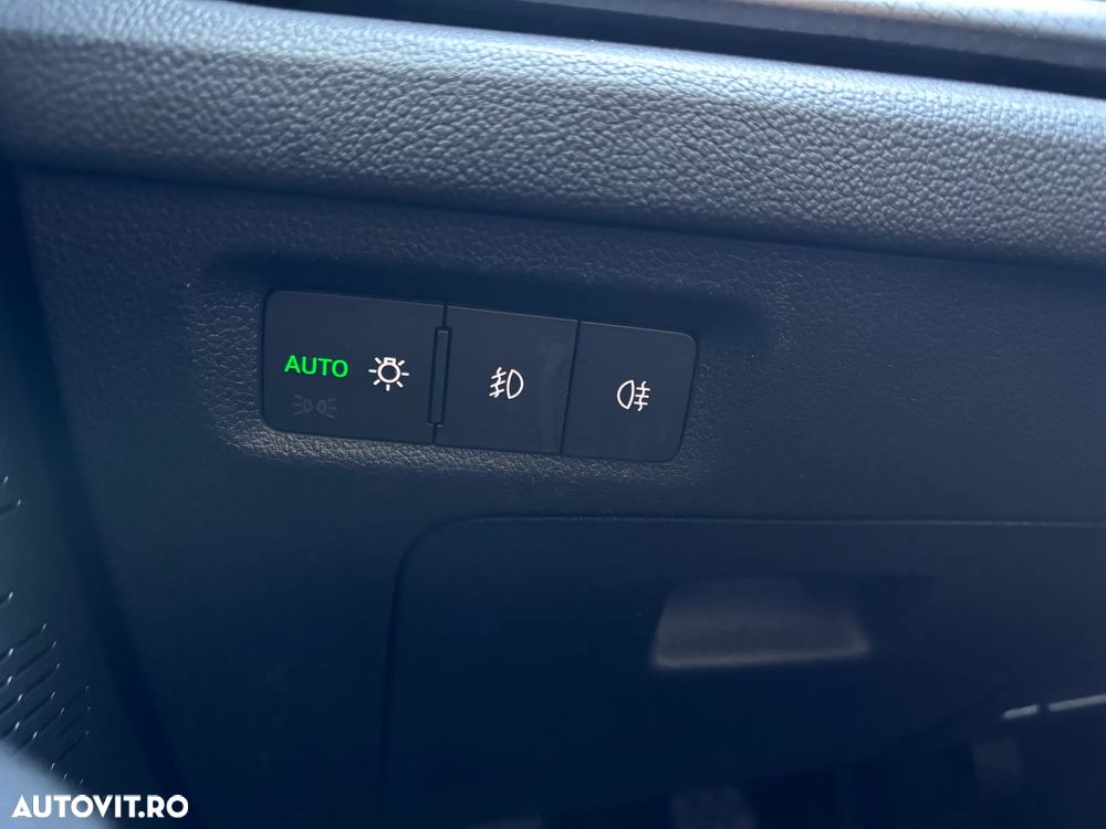 Skoda Octavia 2.0 TDI Ambition - 22