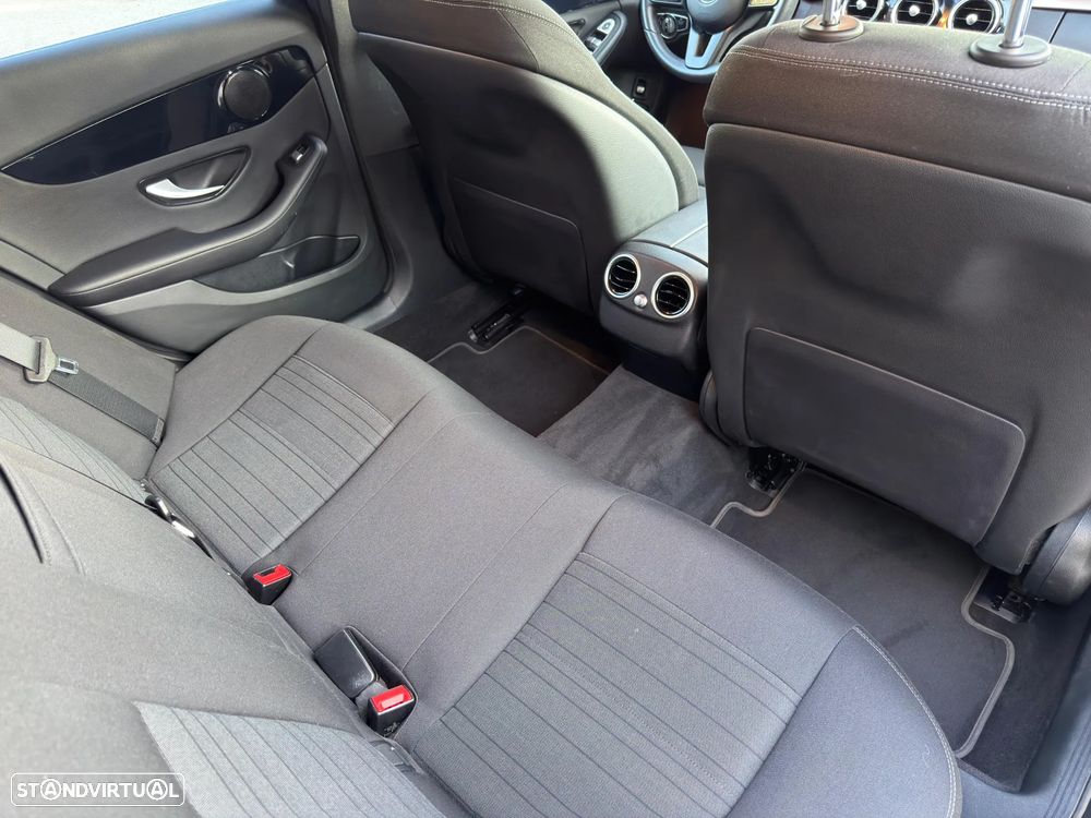 Mercedes-Benz C 180 d Station Exclusive - 12