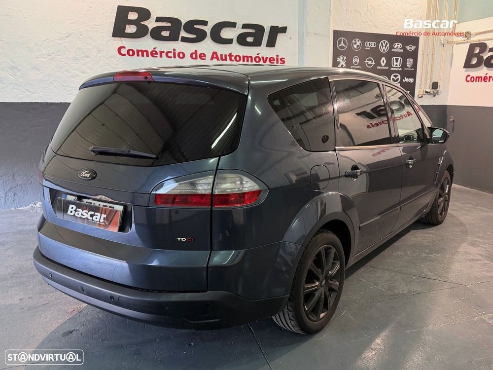 Ford S-Max 2.0 TDCi Titanium 7L - 5
