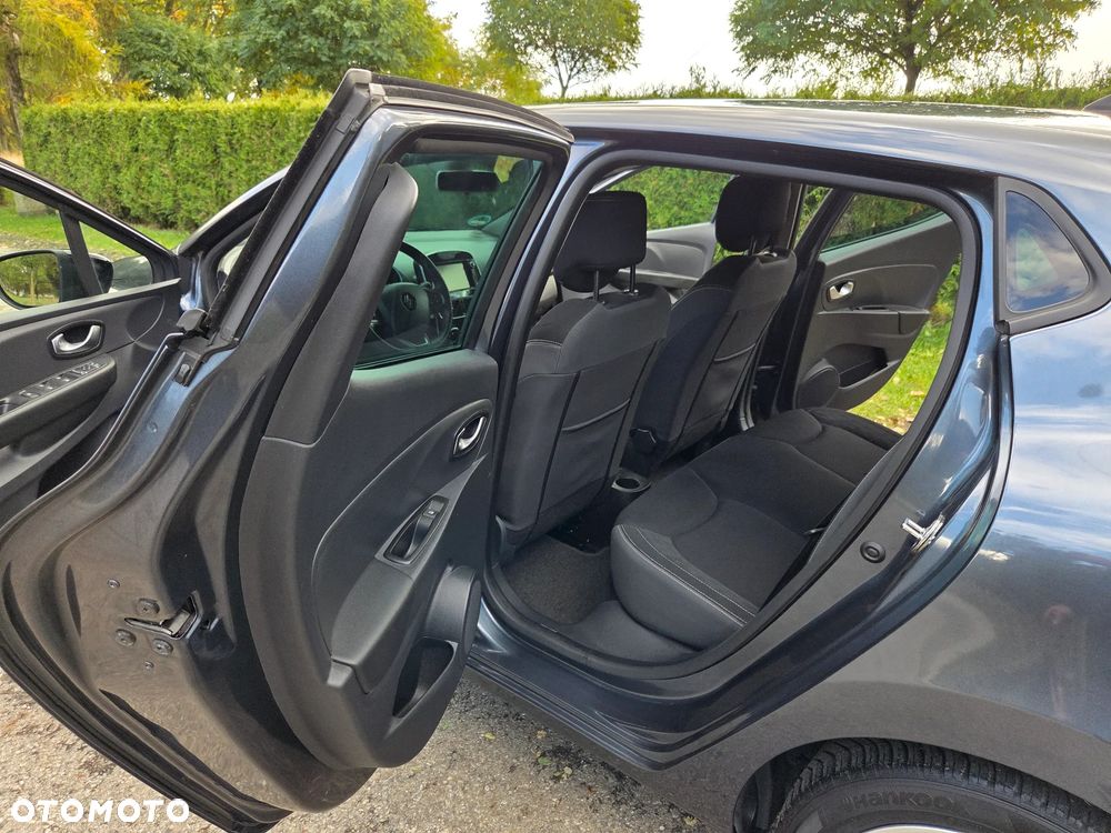 Renault Clio TCe 90 Limited - 32